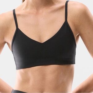 Aritzia - LIFE Hold Tight Bra Top